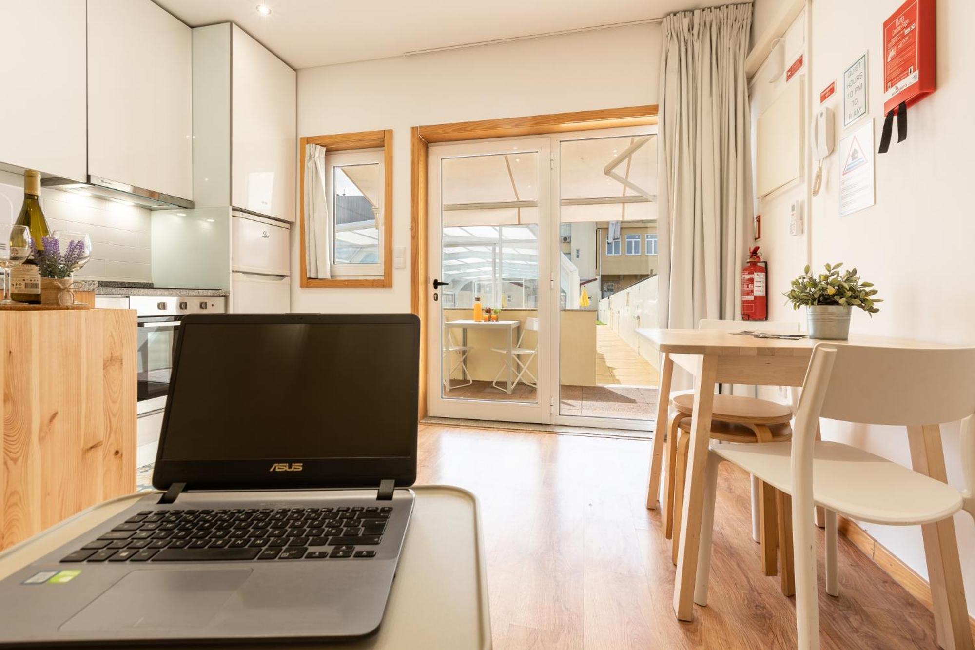 731 Costa Cabral Metro Residence ปอร์โต ห้อง รูปภาพ